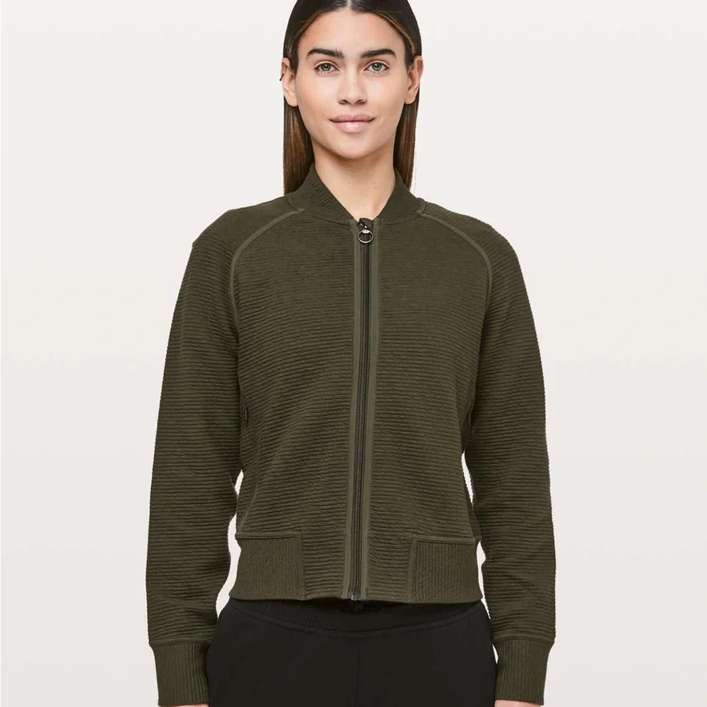 Lululemon On Repeat Bomber Women’s Zip Sweater Jacket Dark Olive Size 4 - Picture 1 of 4